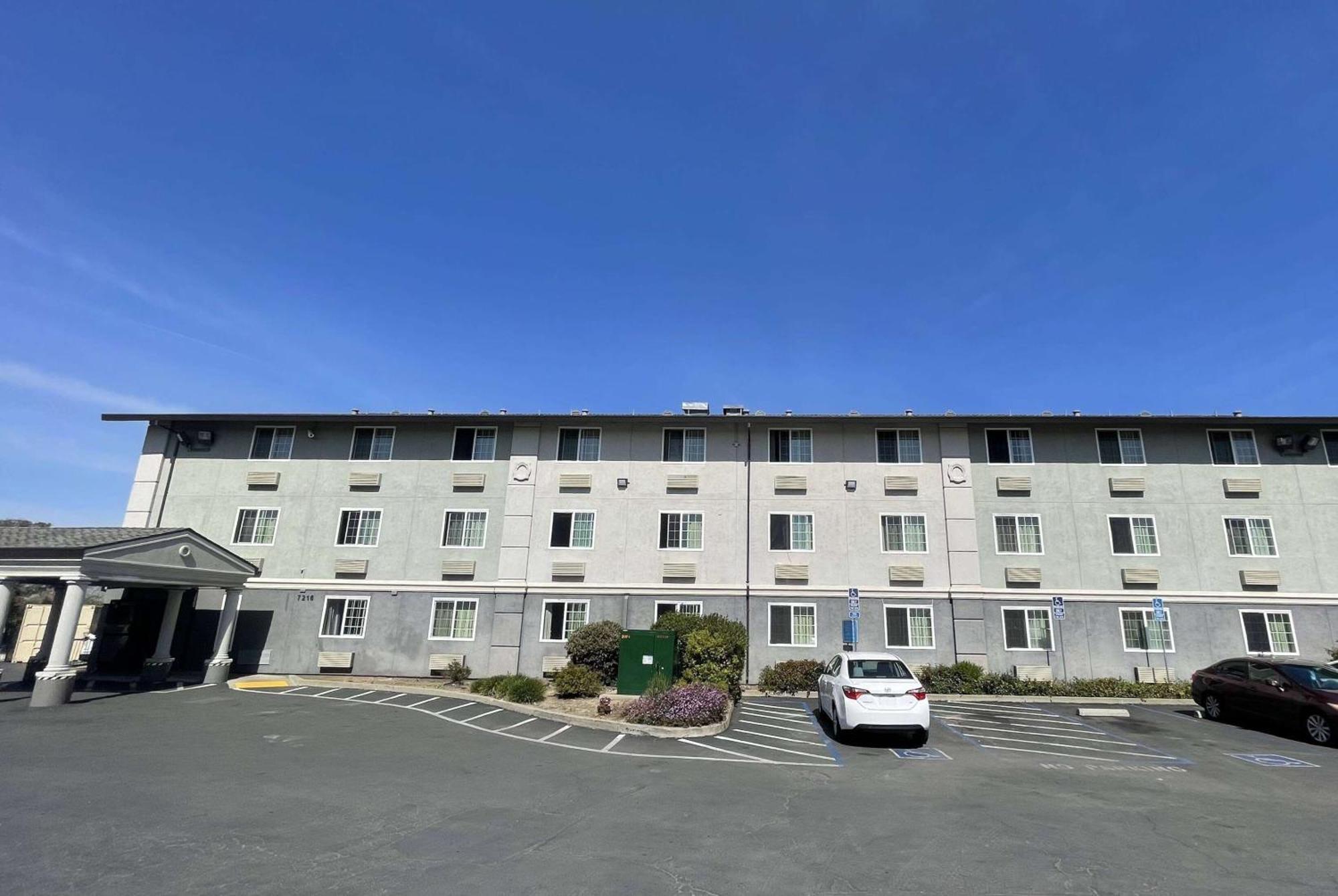 Hotel Super 8 By Wyndham Sacramento/Florin Rd Freeport Exterior foto